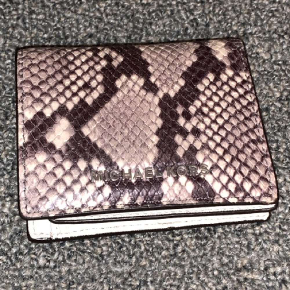 Michael Kors- Snake Skin Print Two fold Wallet